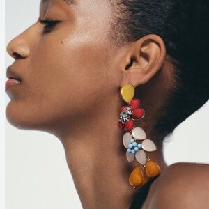 Zara NWT jewel bead floral earrings 1856/221